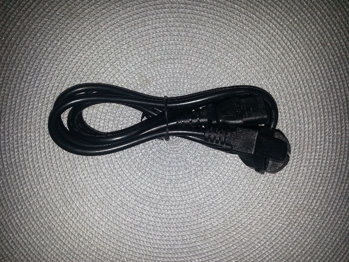 Kabel zasilający do komputera,monitora.