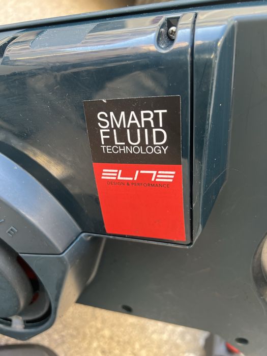 Rolo de treino “Elite smart fluid turno”