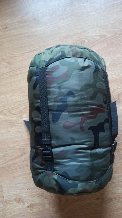 Śpiwór wojskowy zimowy