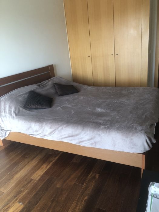 CAMA DE CASAL  com colchão