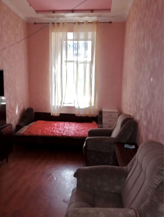 Сдам комнату в центре на Базарной угол Екатерининской