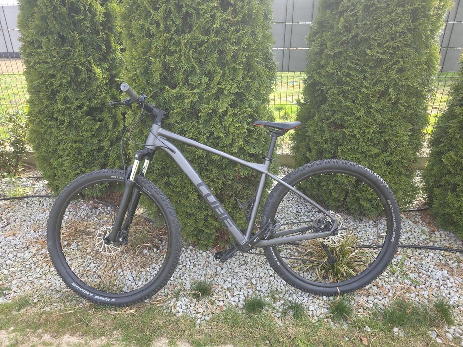 Sprzedam rower firmy CUBE AIM EX – ciemny grafit
