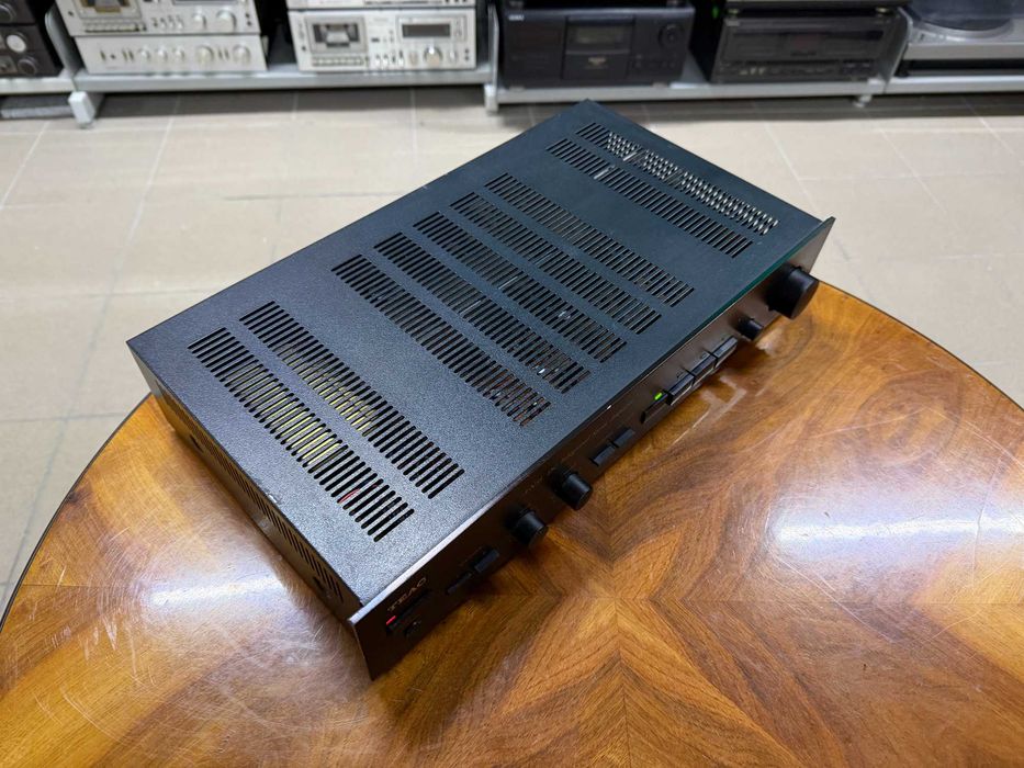 Wzmacniacz TEAC A-X35 Audio Room