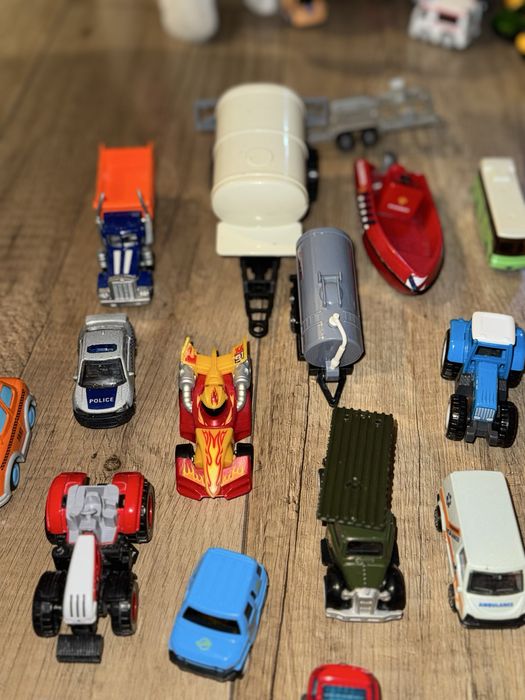 Małe samochody dla dziecka