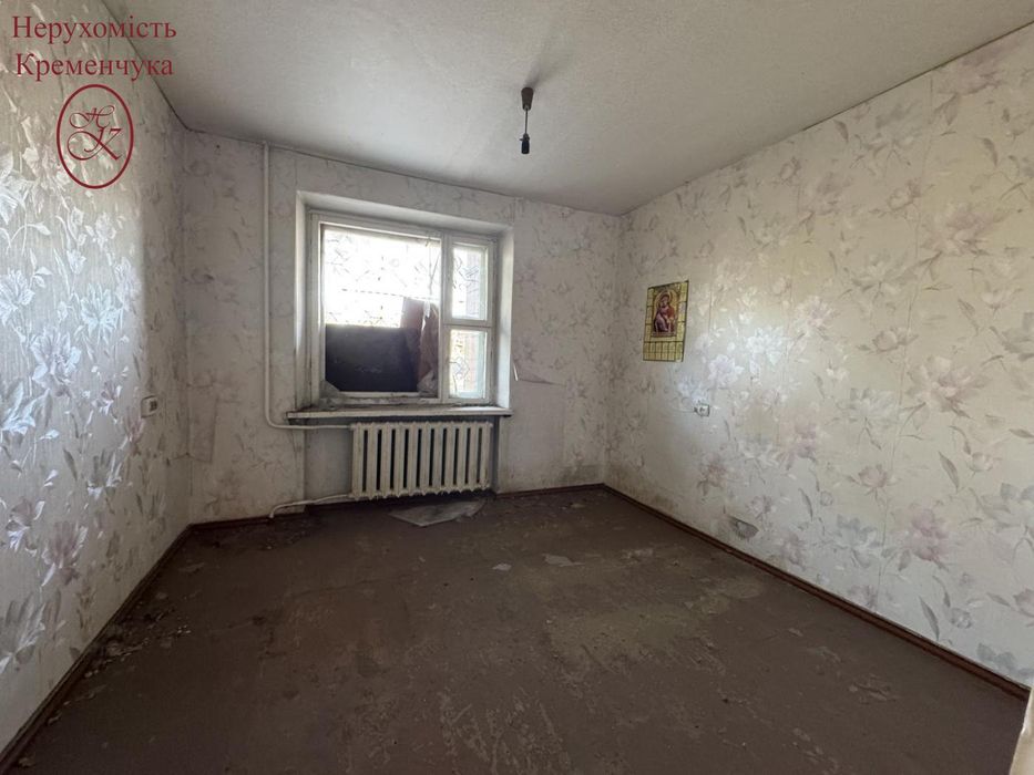 Квартира з гарним плануванням, під Ваш ремонт.