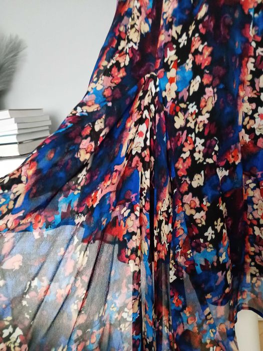 Kolorowa sukienka rozm.38 -50 zł