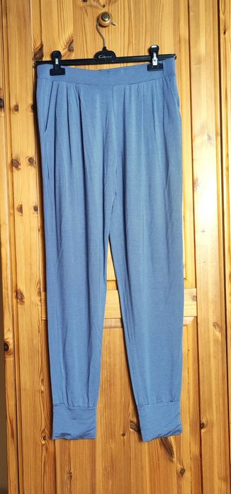 Spodnie joggero-haremki Change M, niebieskie w drobne paski, homewear