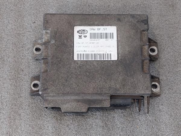 Centralina motor / ECU FIAT Punto (176_)