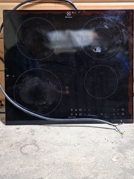 Plyta indukcyjna  Elektrolux