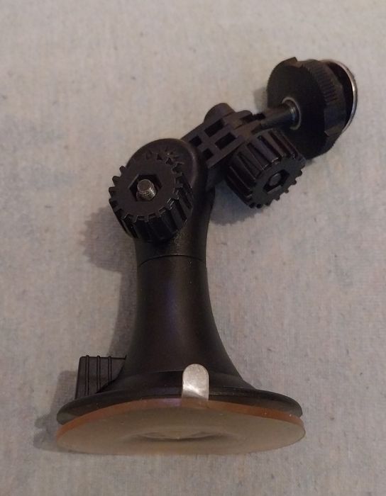 Nawigacja samochodowa+ładowarka+ uchwyt na szybę