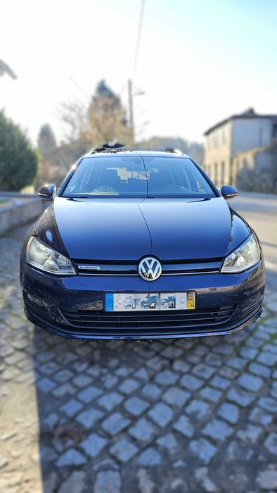 VW Golf Variant 1.6 tdi Confortline Bluemotion