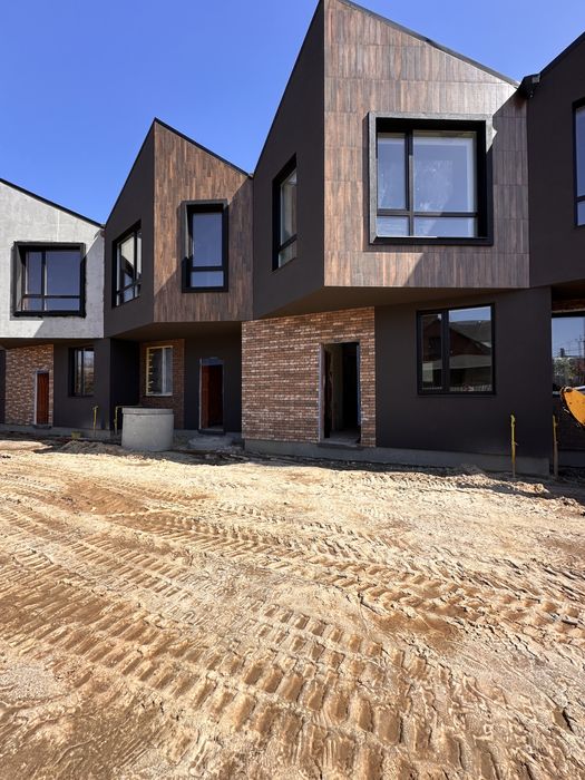 Центр Бучі- Таунхаус з газом та центральними комунікаціями!