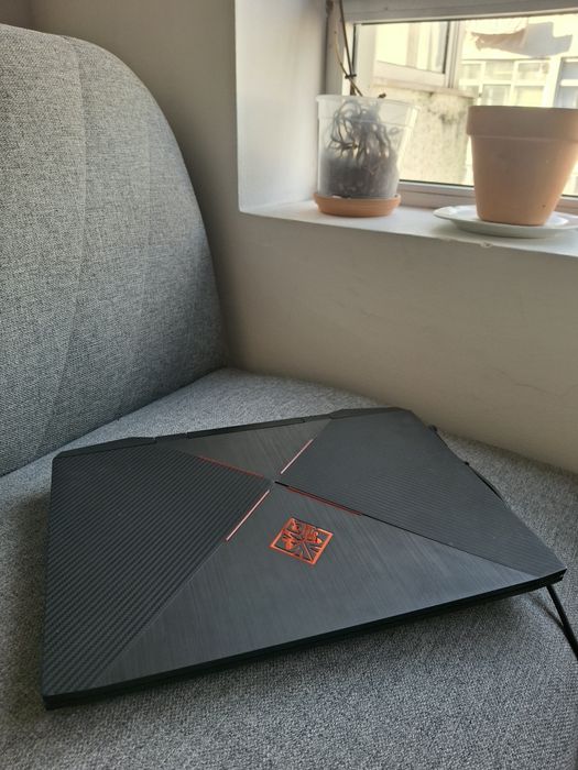 HP OMEN LAPTOP 8gb & 238gb