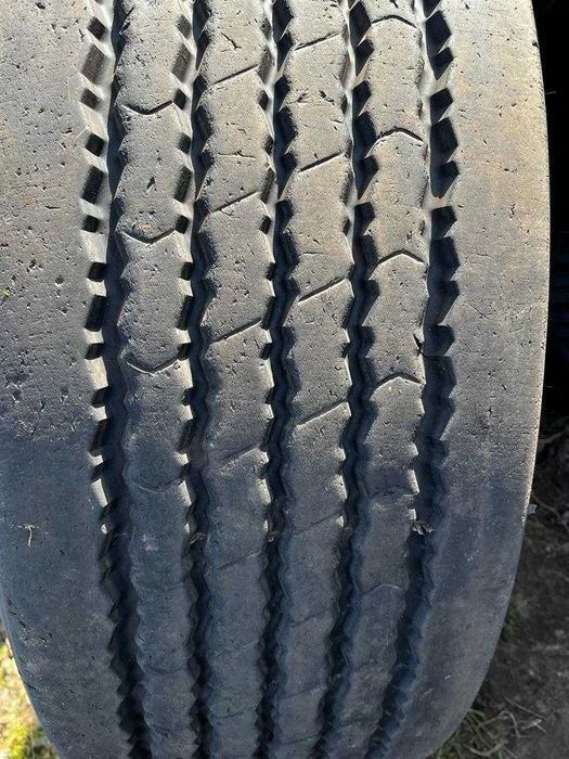 Opona 385/65R22.5 BRIDGESTONE R179 (700 netto)