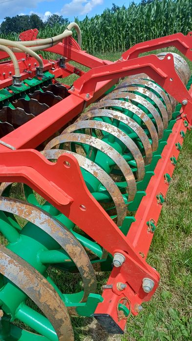 Brona talerzowa AGRO MASZ BT27