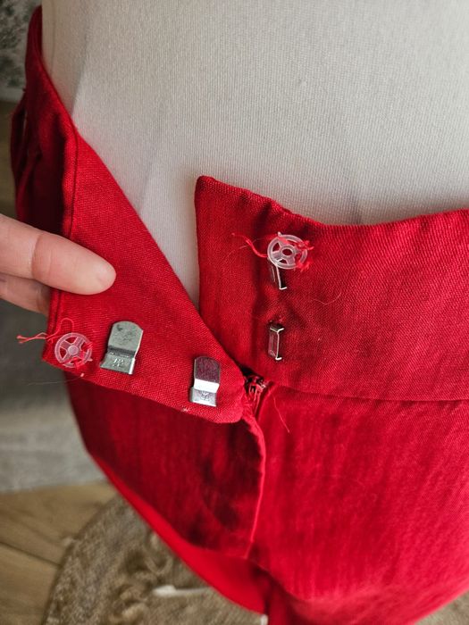 Spodnie damskie szersza prosta nogawka klasyczne czerwone wide leg XL