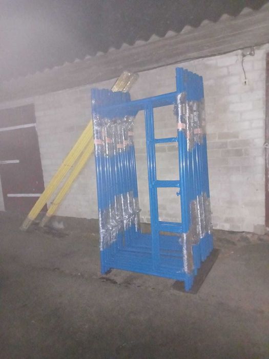 Риштування будівельне (леса) на прокат