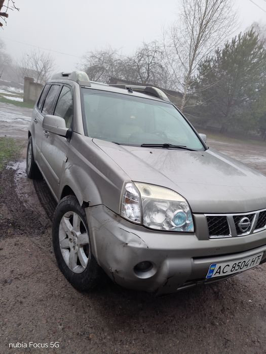 Продам Nissan x-Trail diesel 2.2