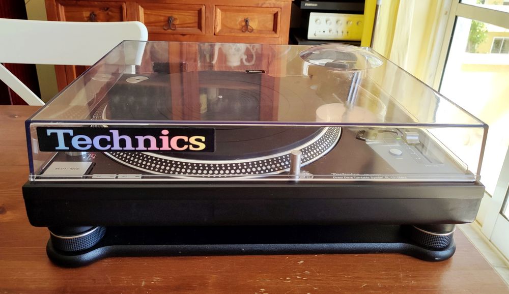 Technics SL-1210MK5 gira discos Direct Drive C/Novo!