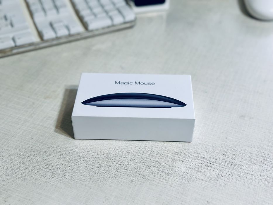 Apple Magic Mouse 2 A1657 2022г с коробкой мышка в отличном состоянии