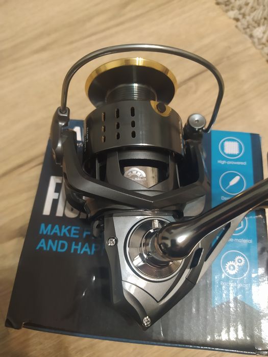 Катушка риболовна Lanhabee7000.