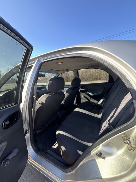 Продам авто lanos 1.6 SX поляк