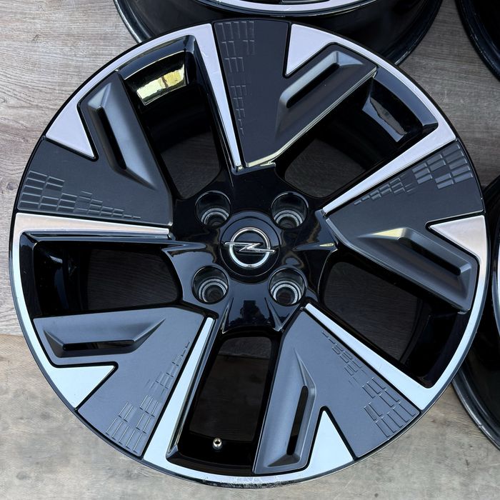 Opel R17 4x108 ET32 7J Corsa Peugeot 208 Citroën C3