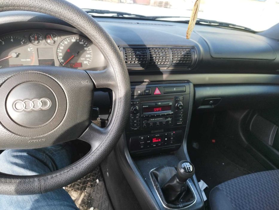 Audi A4 B5 2.4 benzyna