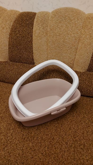 Продаю  лоток для кошечки ..