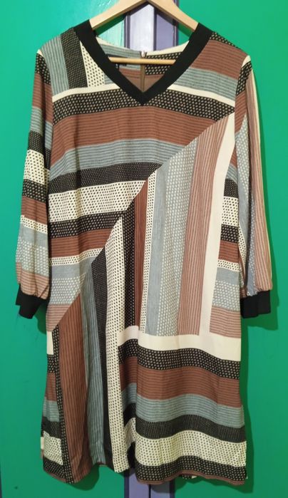 Жіноча сукня на підкладці