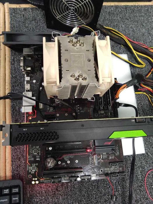 Комплект легендарний Core i7-7700 ddr4 2*8gb ASUS B250-PLUS Noctua U9B