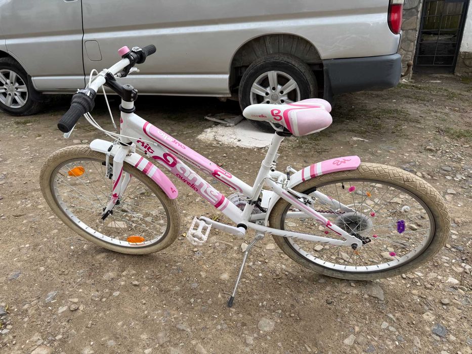 Ровер для підлітка  другий для дівчинки.   Італія