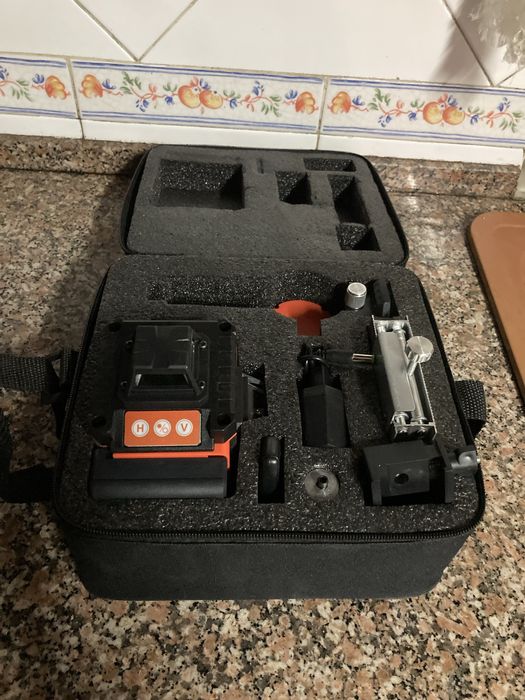 Lazer com 16 linhas horizontais verticais