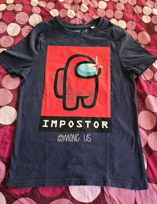T-Shirt Among Us - 10 anos