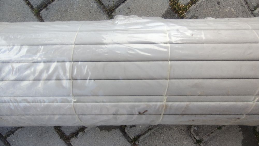 Cerca em branco nova