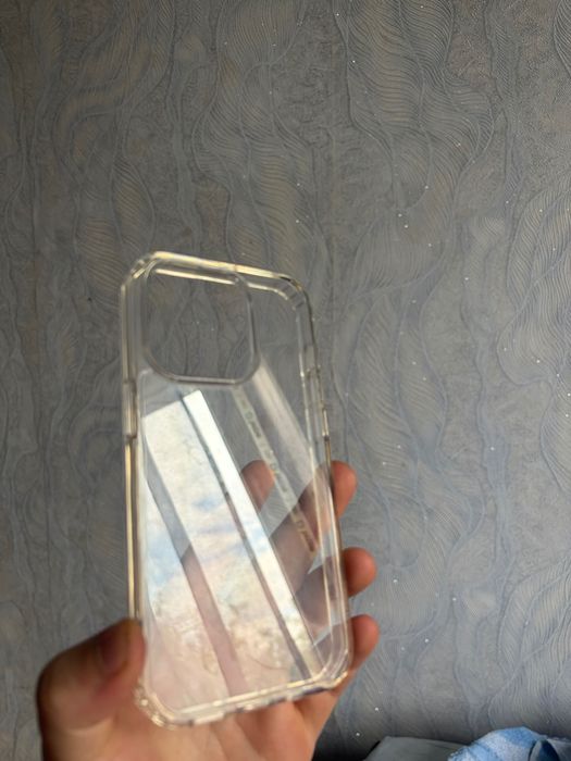 Чехол на iPhone 16 pro