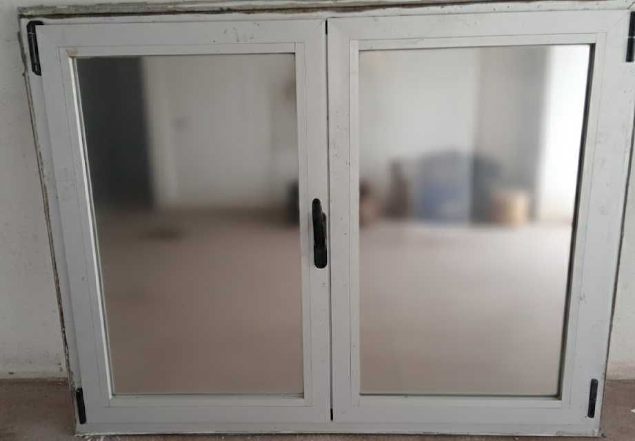 Janela com vidro duplo