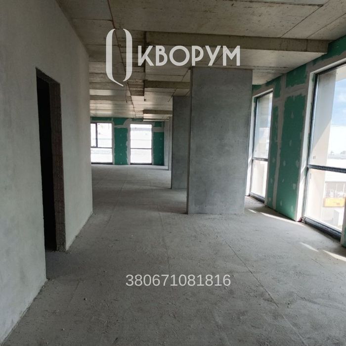 Офіс в новому БЦ FLY біля Вікторії Гарденс