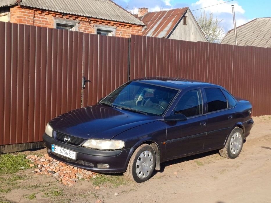 Продам Opel Vectra B 2.0 16v газ 4 с переоформлением