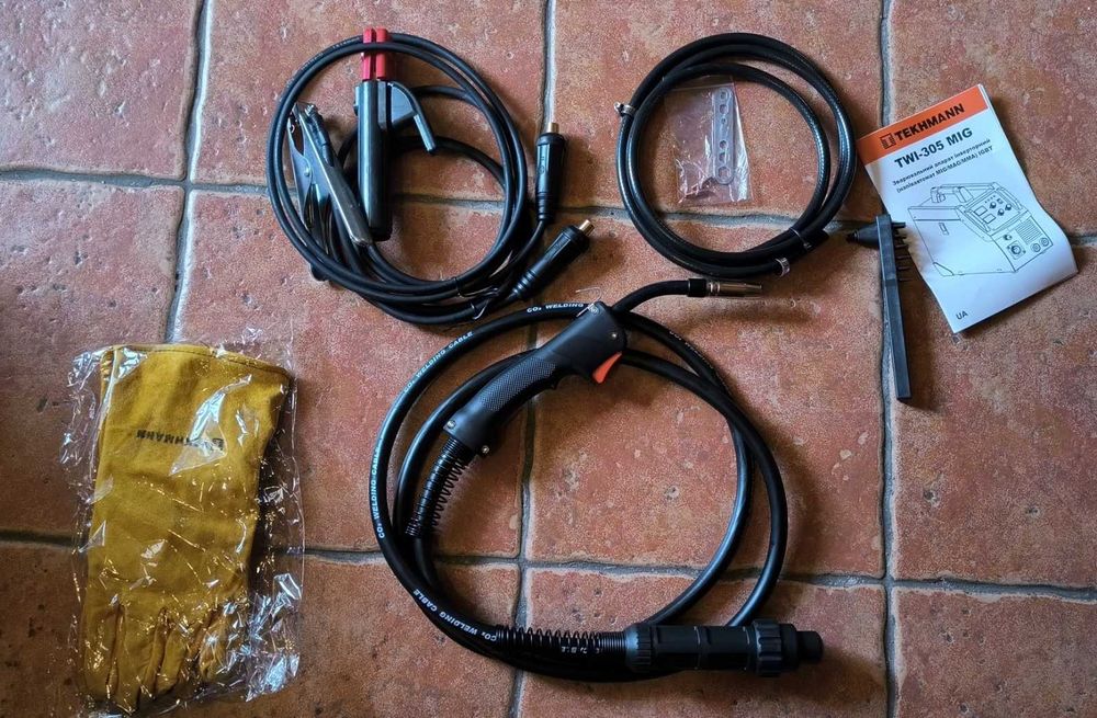 Сварочный полуавтомат Tekhmann TWI-305 MIG|еврорукав/метал прот/инверт