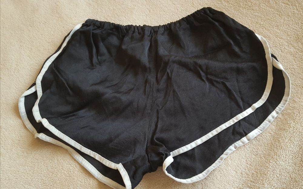 Spodenki sportowe retro czarne S/36