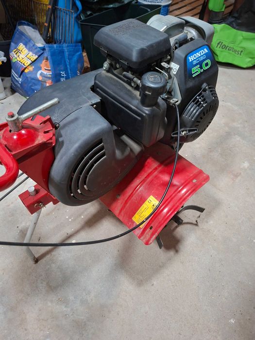 Moto enxada com motor Honda GX160 - como nova