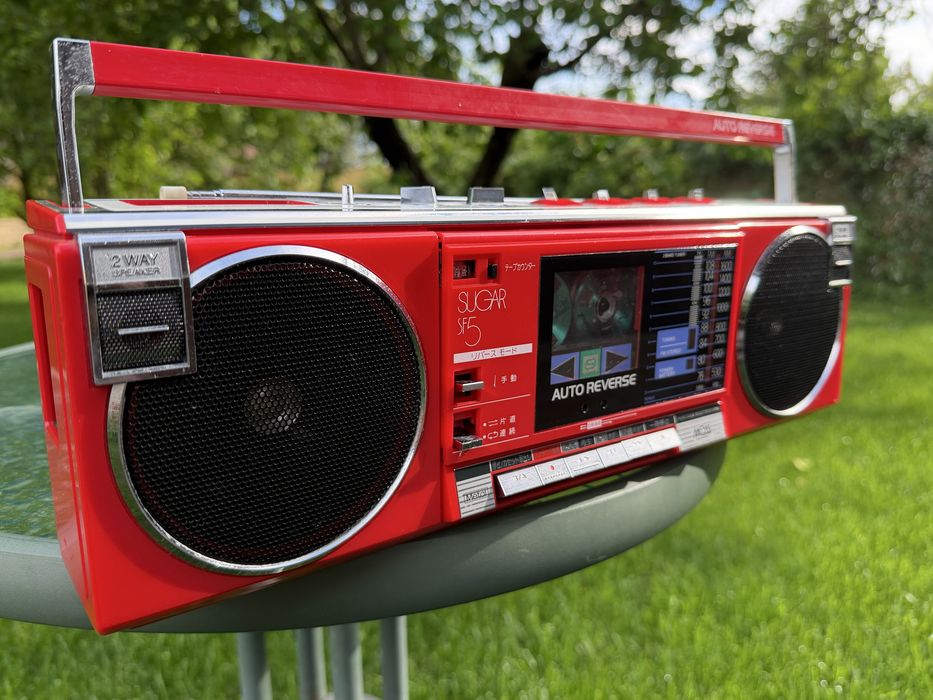 Продам магнитолу TOSHIBA RT-SF5