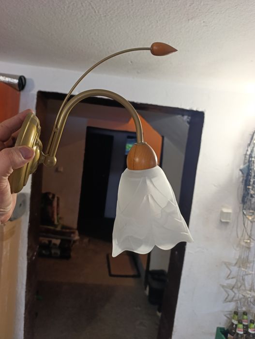 Lampy wiszące i kinkiety w bardzo dobrym staniem sta