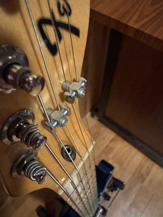 Telecaster Custom ‘72 Bigsby, Mastery e Fender Locking Tuners - Descida Preço