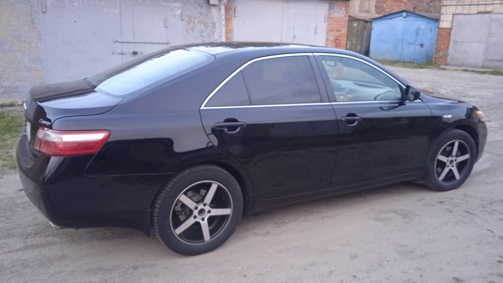 Продам Toyota Camry 40