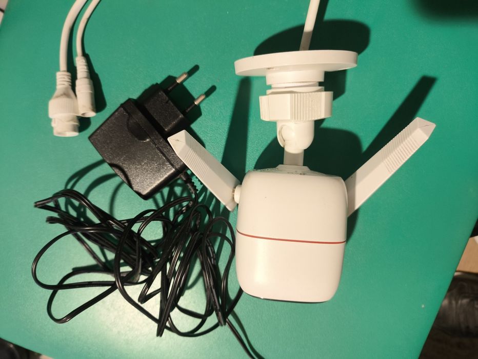 Przesyłka do paczkomatu na mój koszt Kamera wifi tapo c320ws używana