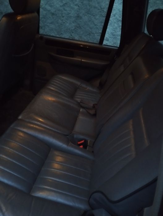 Рендж ровер 1998 4,6 бензин