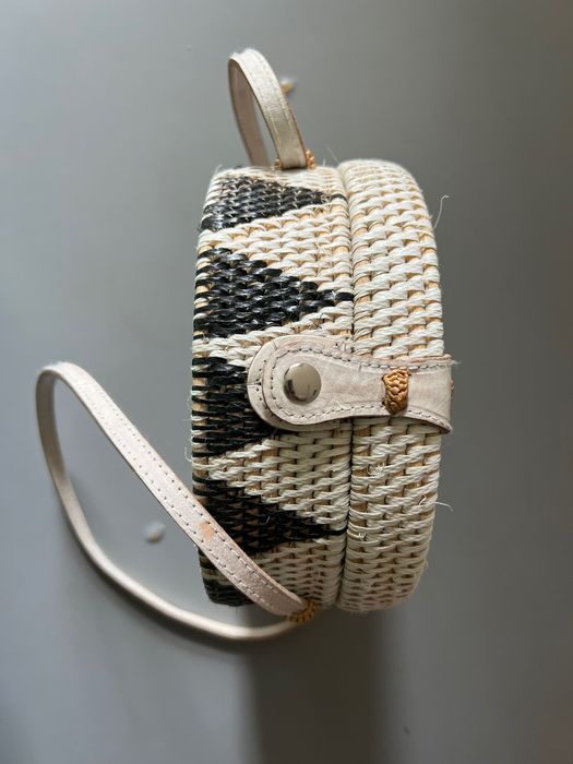 Сумка кругла з ротанга