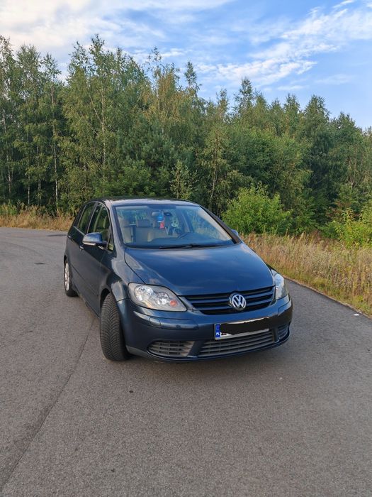 Volkswagen Golf V Plus 2.0 FSI – 2005 r. – na części lub do remontu
